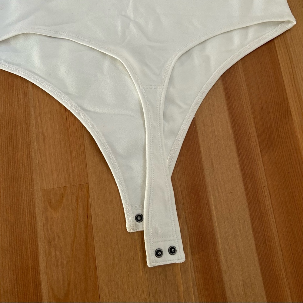 Abercrombie & Fitch One-Shoulder Bodysuit - Picture 3 of 4
